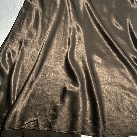 ZARA SATIN EFFECT MIDI SKIRT BLACK M - Picture 6 of 13
